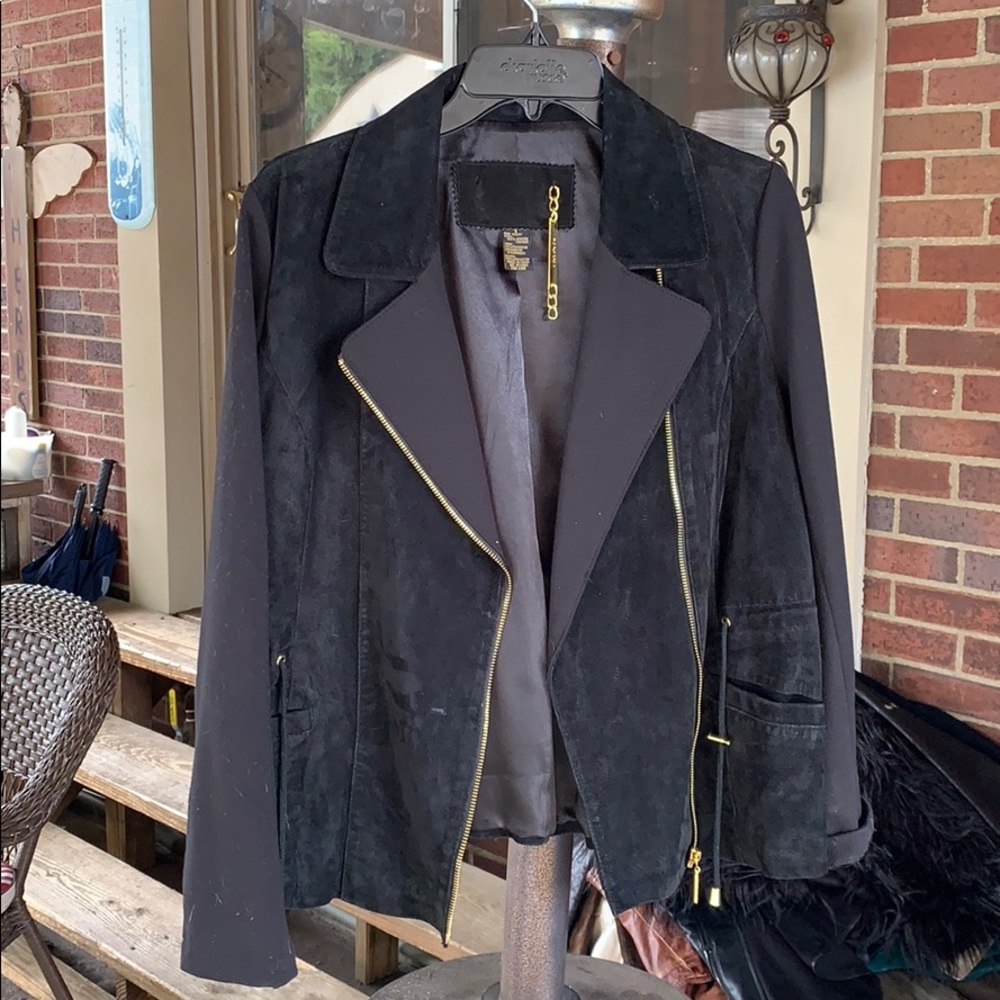 Women’s leather jacket